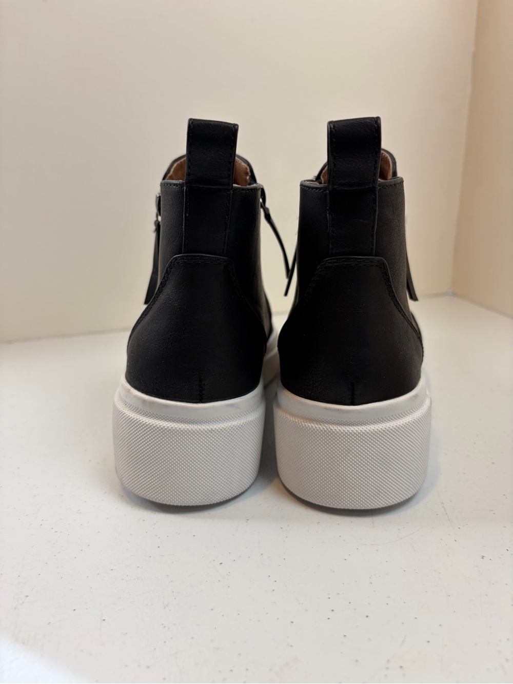 Yellow Box Womens 7.5 Black Ankle Boots Platform Sneaker Zip Malvena Wedge Shoes - Picture 5 of 8